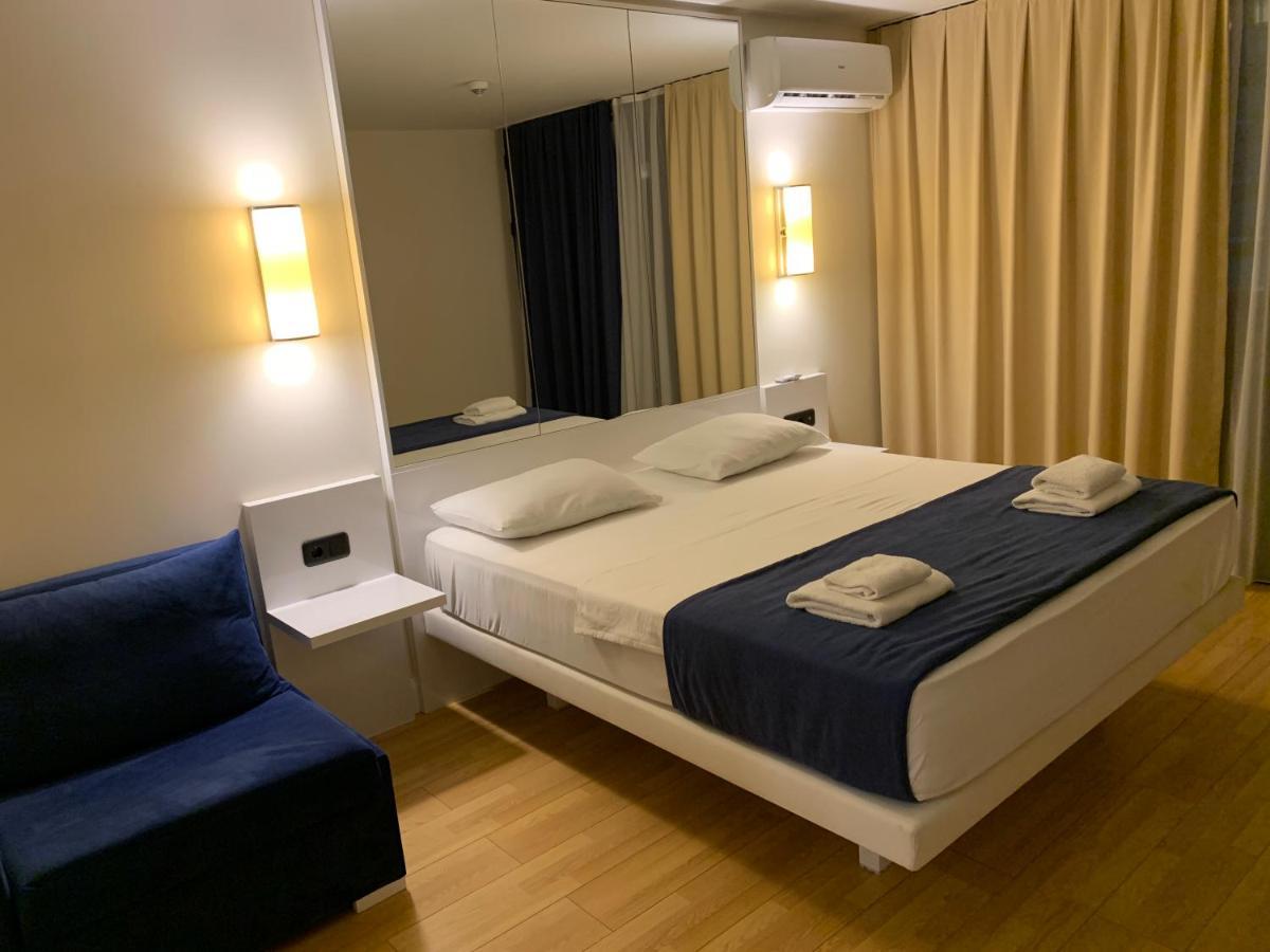 Vip Aparthotel Orbi City Sea View Batumi Exterior foto