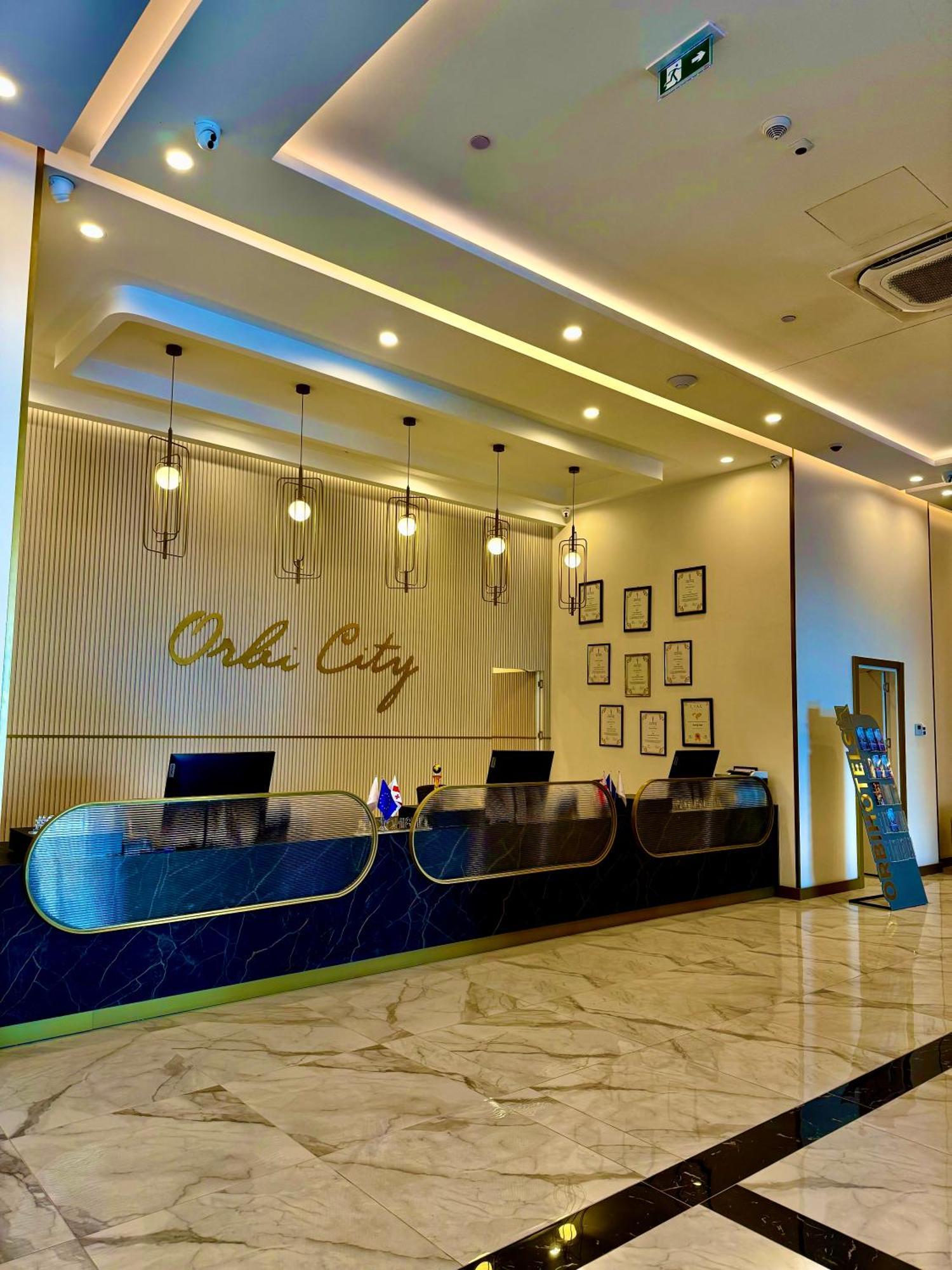 Vip Aparthotel Orbi City Sea View Batumi Exterior foto